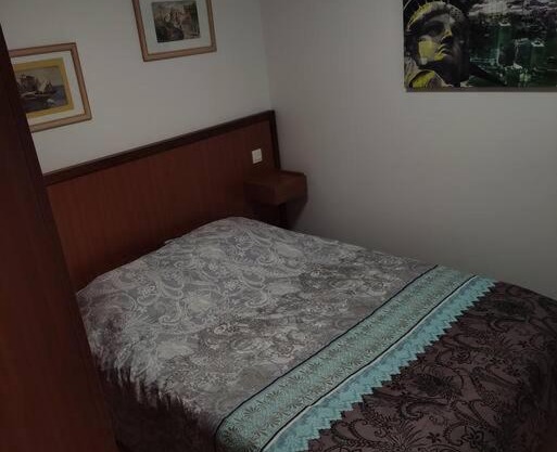 Deux pièces avec grande terrasse au calme