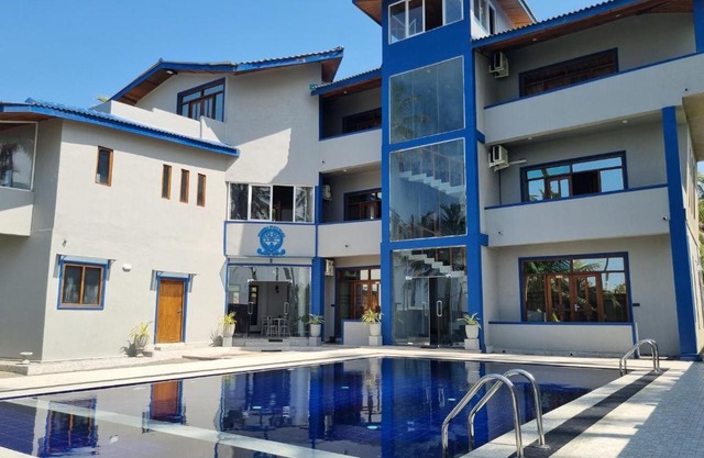 Dhammika Beach Palace