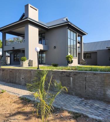 Diamond and Pearl Holiday Home