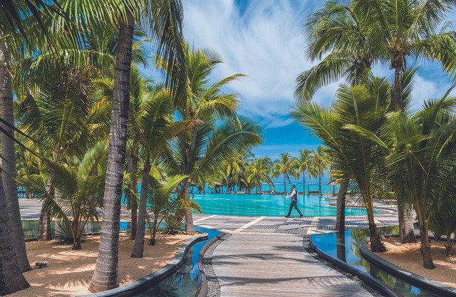 Dinarobin Beachcomber Golf Resort & Spa