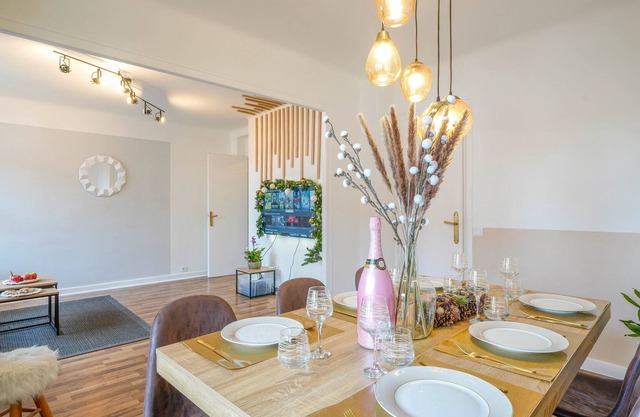 Divonna - 4 étoiles - Pavillon central de Divonne