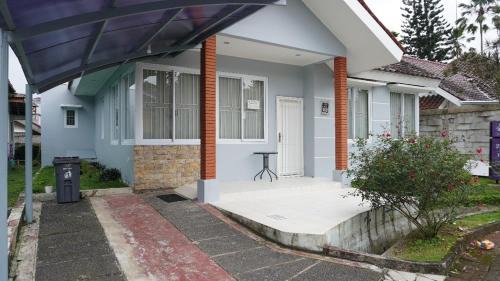 Diyar Villas Puncak F4/8