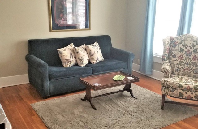 Dlx King 1 Bd, Huge Balcony, Washer & Dryer