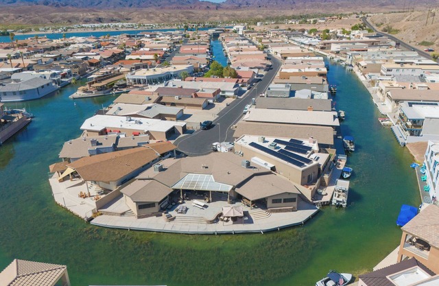 Dock Holiday Summary: