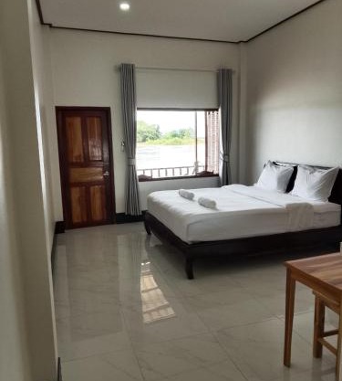 DODAND Studio & Sunset Riverside Guesthouse