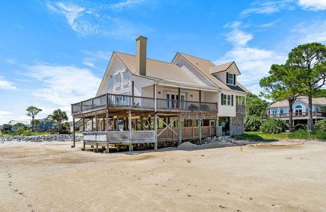 Dog-friendly beach house w/stunning water views, wrap-around decks & a loft