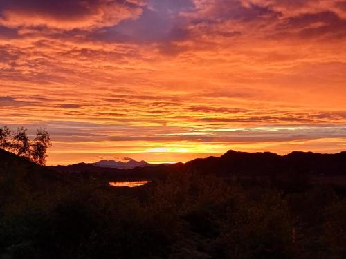 Dog friendly holiday home Acharacle sleeps 6