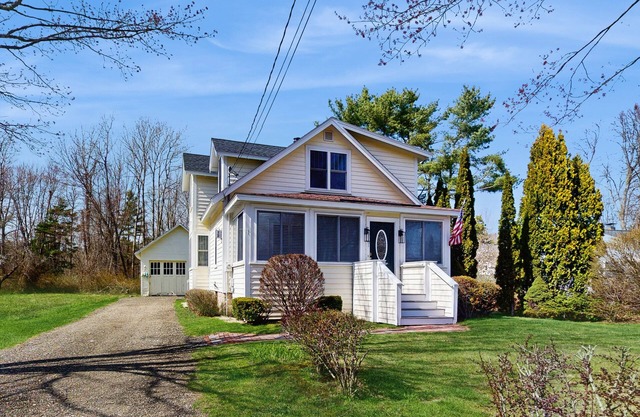 Dog-Friendly Home w/Fireplace, Prime In-Town Location - Walk Everywhere