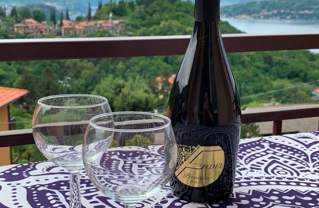 Dolce Vita - Romantic View - Lago di Como Free Wi-fi - a Soli 3 km da Varenna