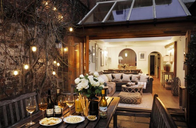 Dolls House - Luxury Townhouse *sleeps 10*