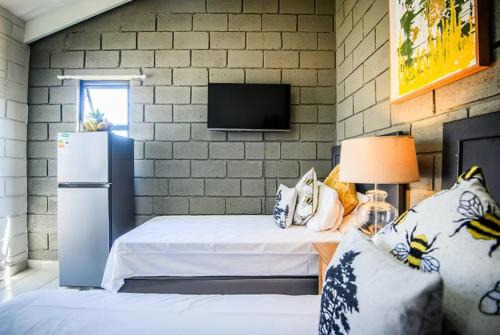 Dolphin Coast Stay B&B