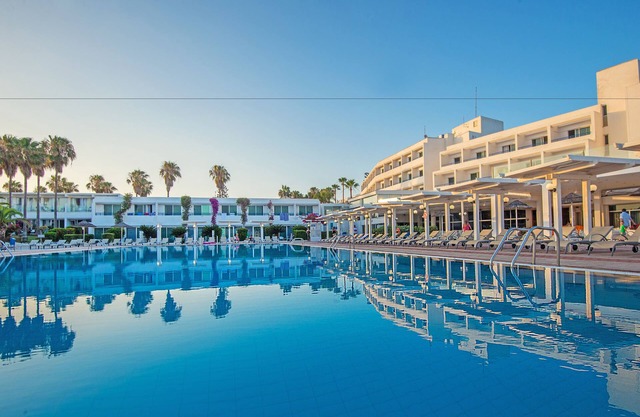 Dome Beach Marina Hotel & Resort