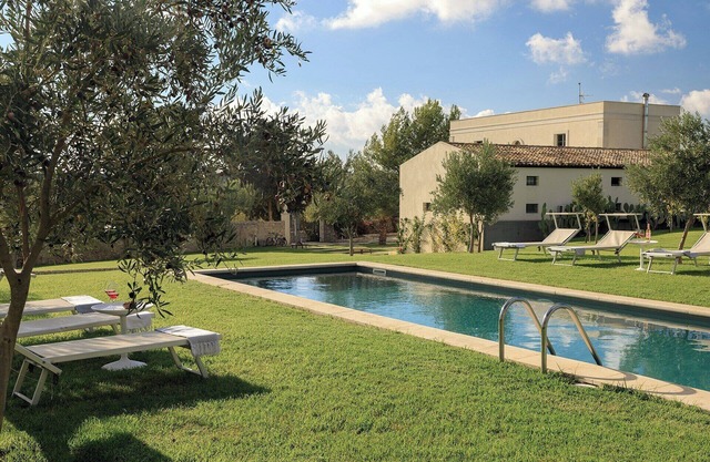 Donnafucale - Five Bedroom Villa, Sleeps 10