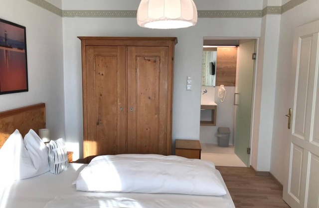 Doppelzimmer mit Dusche, WC - Weinidylle Opitz