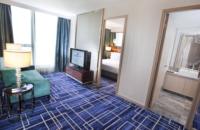 Dorsett Suite with queen bed - Free Wifi+Pool+Gym