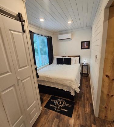 Double Container Cabin