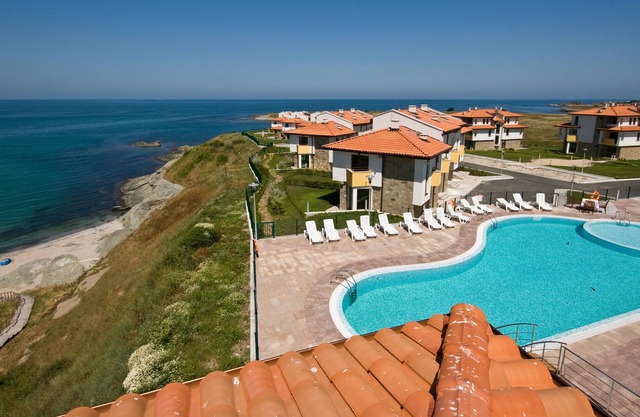 DOUBLE ROOM 2 in a quiet hotel with SEA VIEW