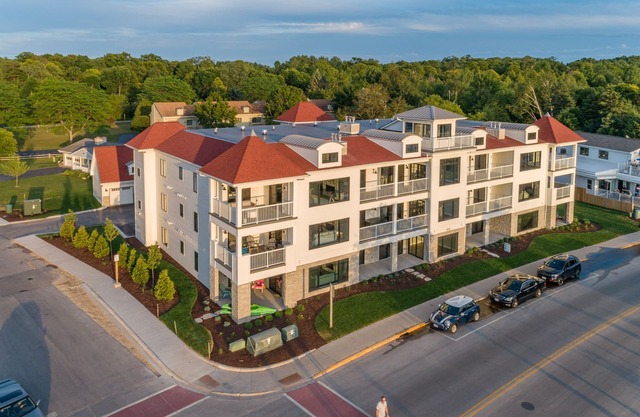 Downtown, Luxury Unit! Water View, Walking Distance to all of Sister Bay!