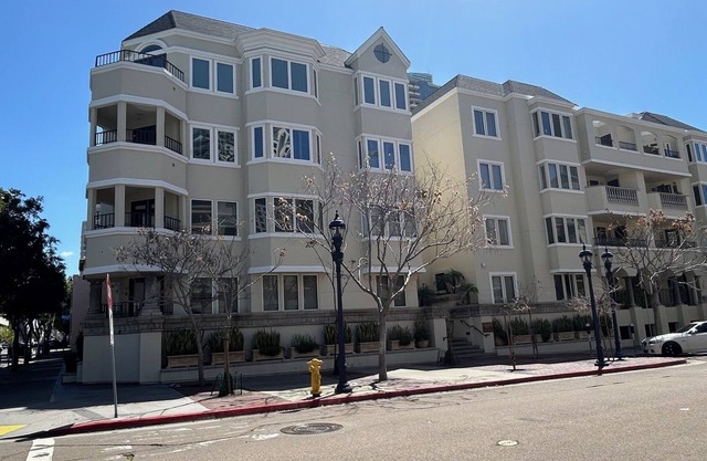 Downtown Oasis nFurnished apartment next to Sea Port Village