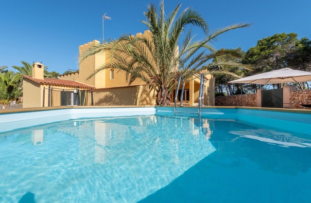 Dream House "Villa Del Mar Mondrago" 200m from the Beach, with Terrace, Balcony and Wi-Fi