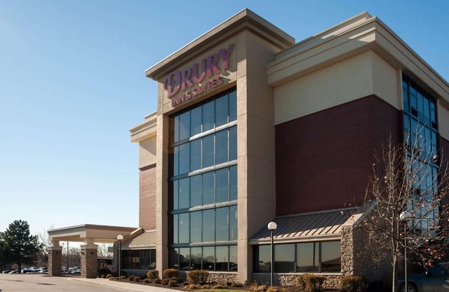 Drury Inn & Suites Kansas City Airport