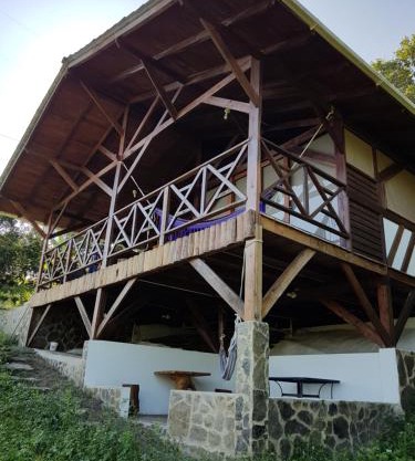 Duck House Sasaima