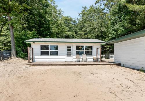 Dunes Edge- Private Silver Lake Home