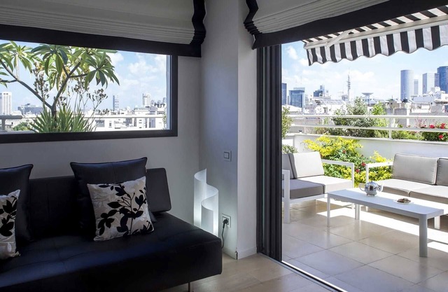 Duplex Penthouse by Rothschild Pkg TL54