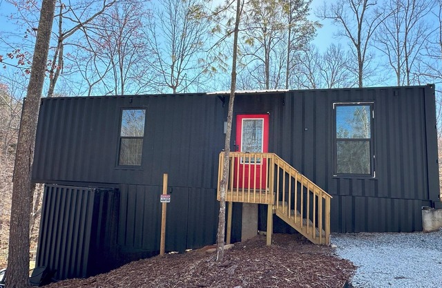 Eagle Container Cabin B – Walterfalls, Upstate SC