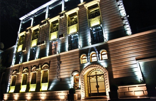 East Legend Hotel
