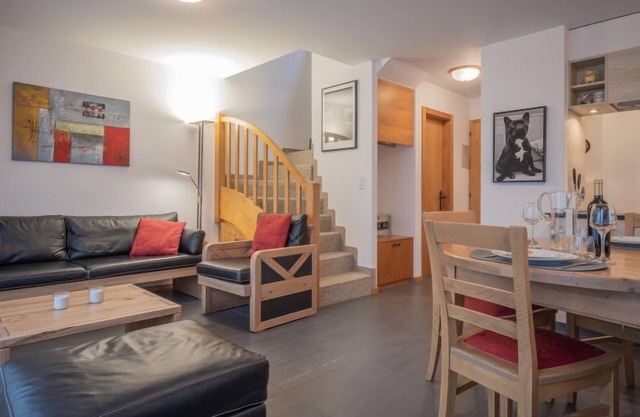 Eaux-Vives 201 by Interhome
