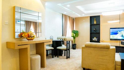 Eava Maison Apartments