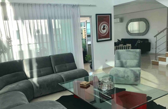 Eclectic 3 levels, 5 bedrooms penthouse
