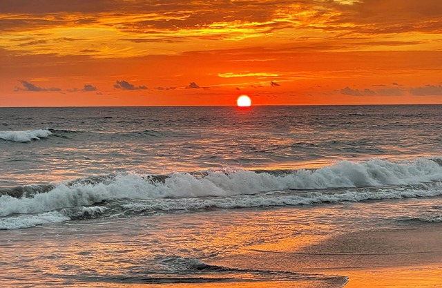 Eco Beach House with Pool in Gated Beachfront Community