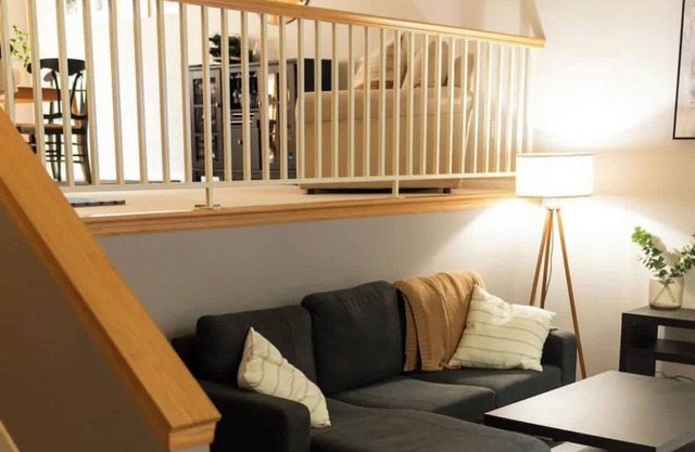 EdenPrairie Townhome -Pool-Patio-beach-park-shop