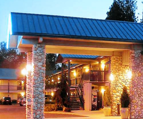 Edgewater Inn Shady Cove