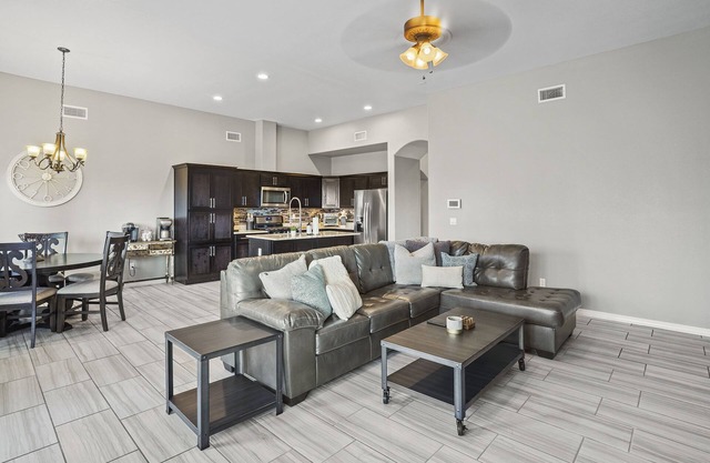 El Paso House|SleepNumber&Tempurpedic Beds|85" TV