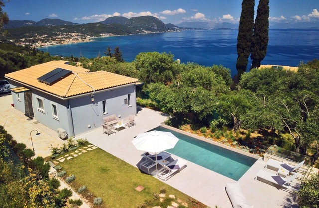 Elaia - Two Bedroom Villa, Sleeps 4