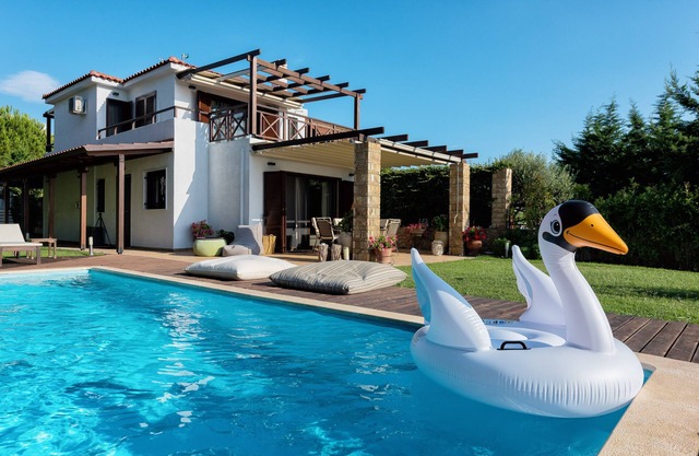 Elani Villa Dieci by Luxlikehome