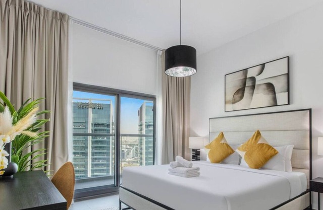 Elegant 1BR Getaway in Bella Rose, Al Barsha