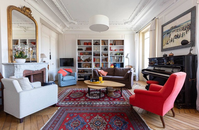 Elegant Interiors in Bastille, by Veeve