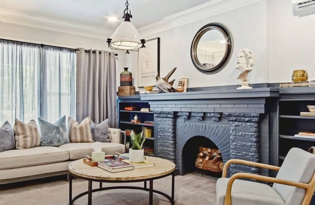 Elegant OKC studio | $1600/month #03A | Queen bed