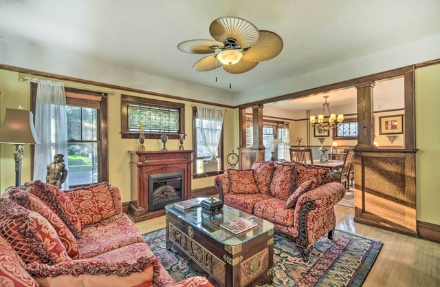 Elegant Superior Getaway < 2 Mi to Downtown!