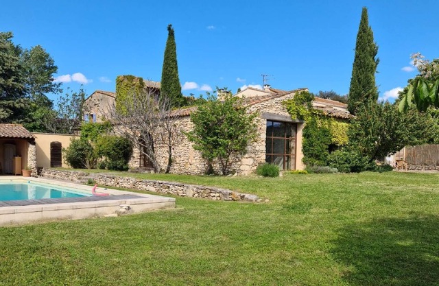 Elegant vacation home, 5 bedrooms, 4 bathrooms, exceptional view!