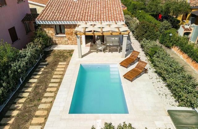 Elegant Villa with Private Pool in San Teodoro