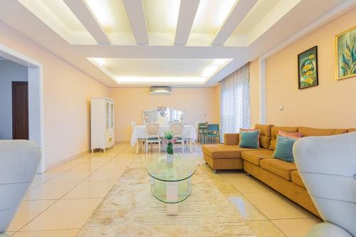 Elite Apartment