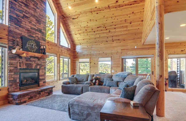 Elkridge Cabin With Trailer Parking