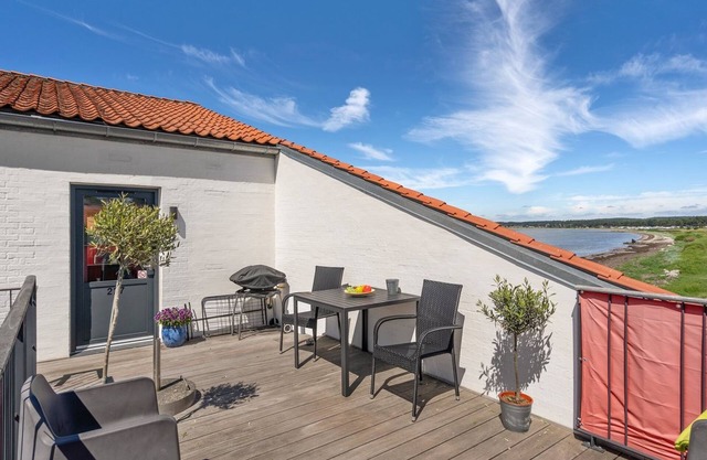 "Elvin" - 20m from the sea by Interhome