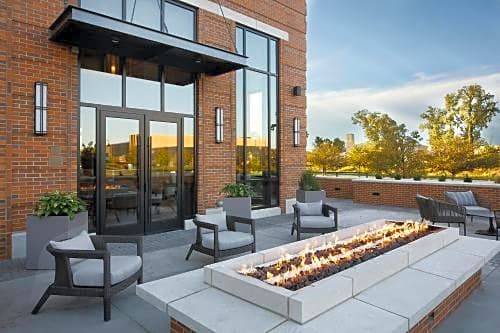 Embassy Suites by Hilton South Bend
