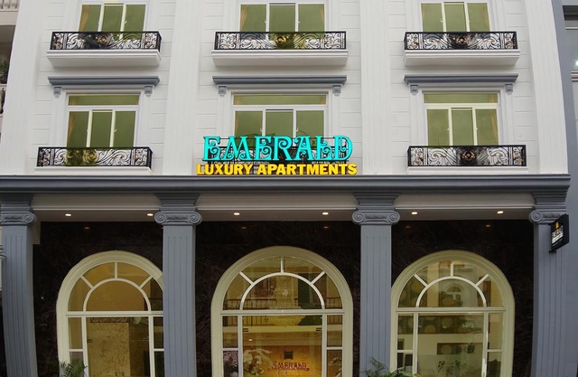 Emerald Serviced Apartments